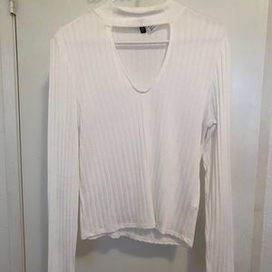 Choker long sleeved top & SKIRT BUNDLE HOLDING